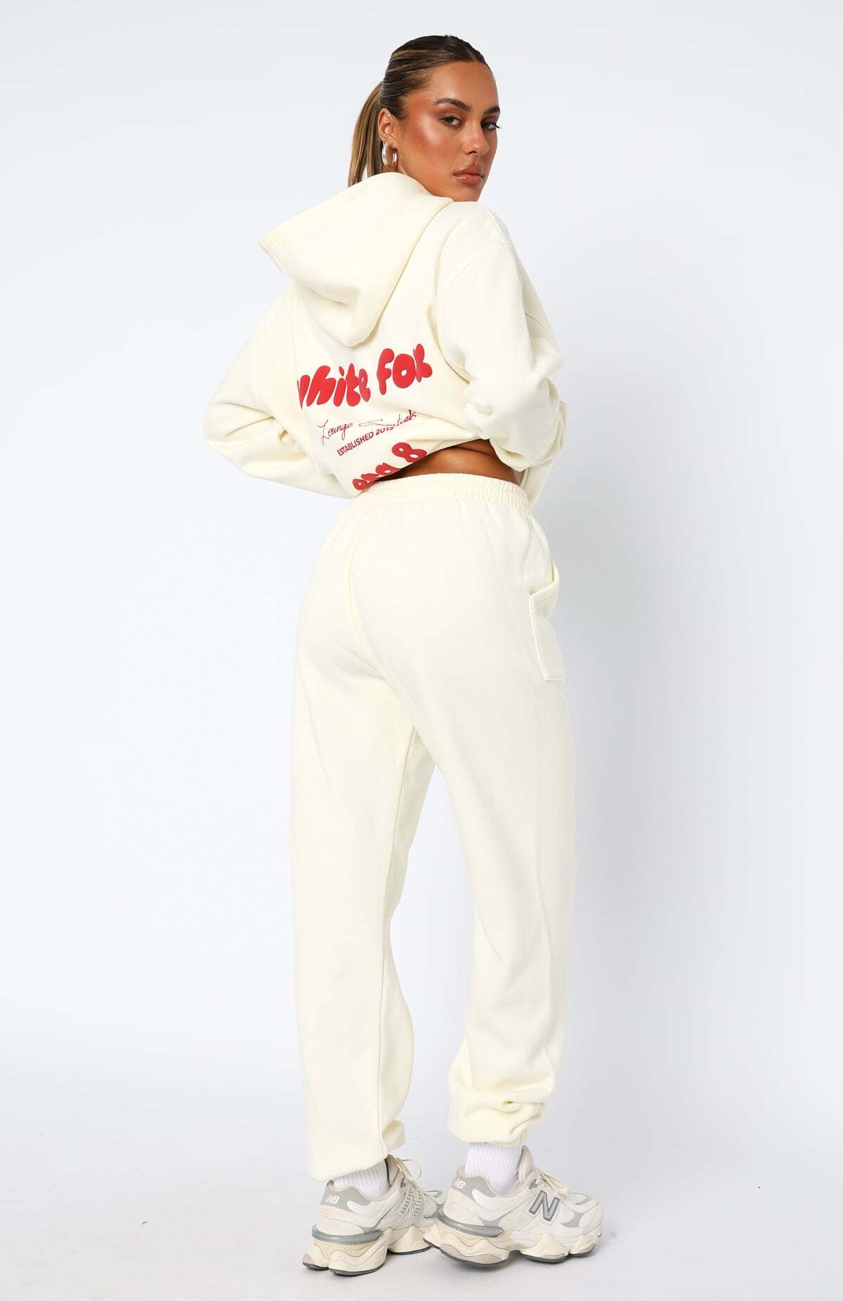 Era 8 Sweatpants Cherry Cream - WHITE FOX