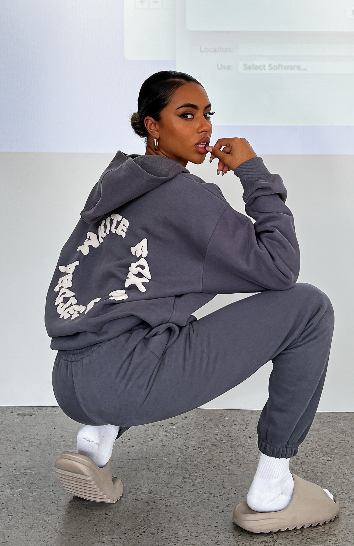 Project 5 Oversized Hoodie Volcanic - WHITE FOX