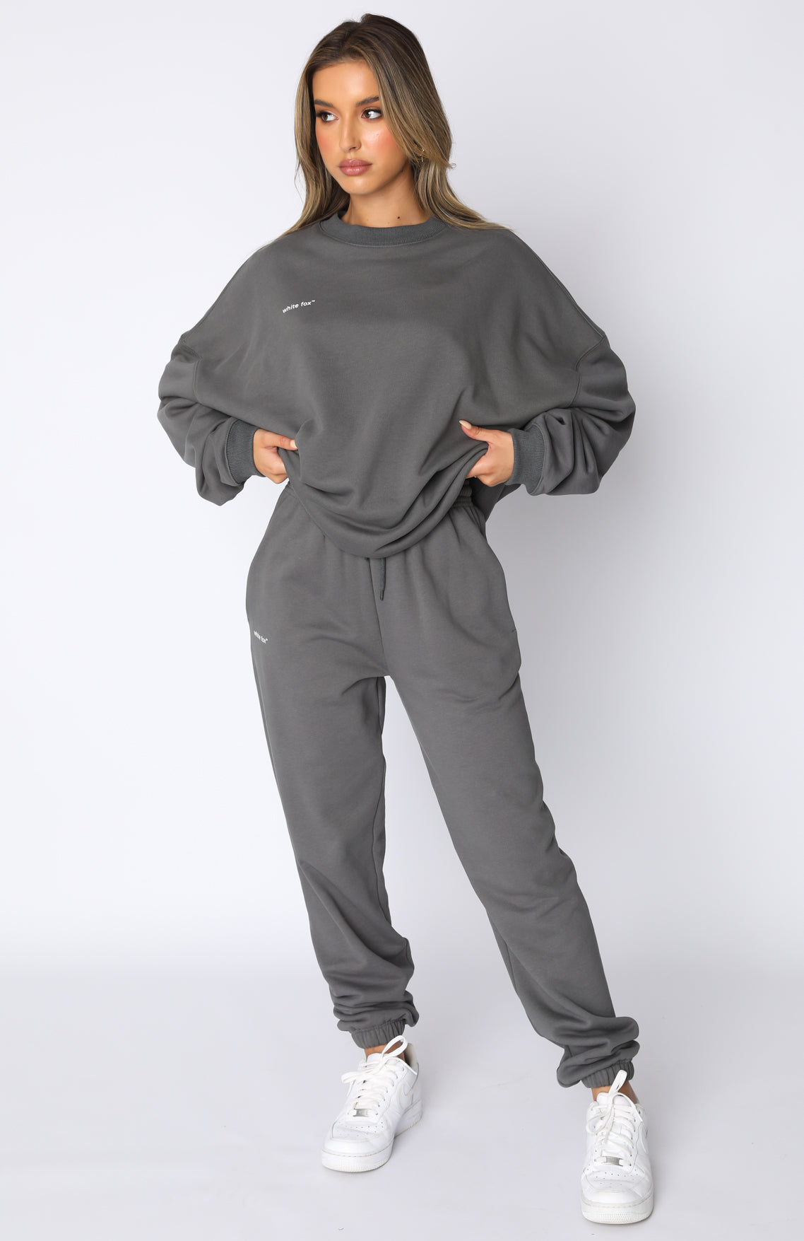 Not An Issue Sweatpants Slate - WHITE FOX
