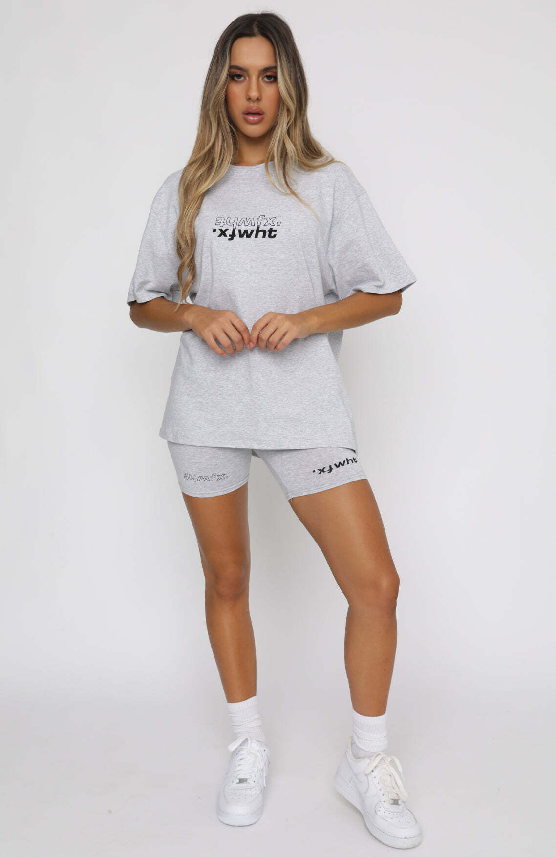 Catching Feelings Tee Grey Marle - WHITE FOX