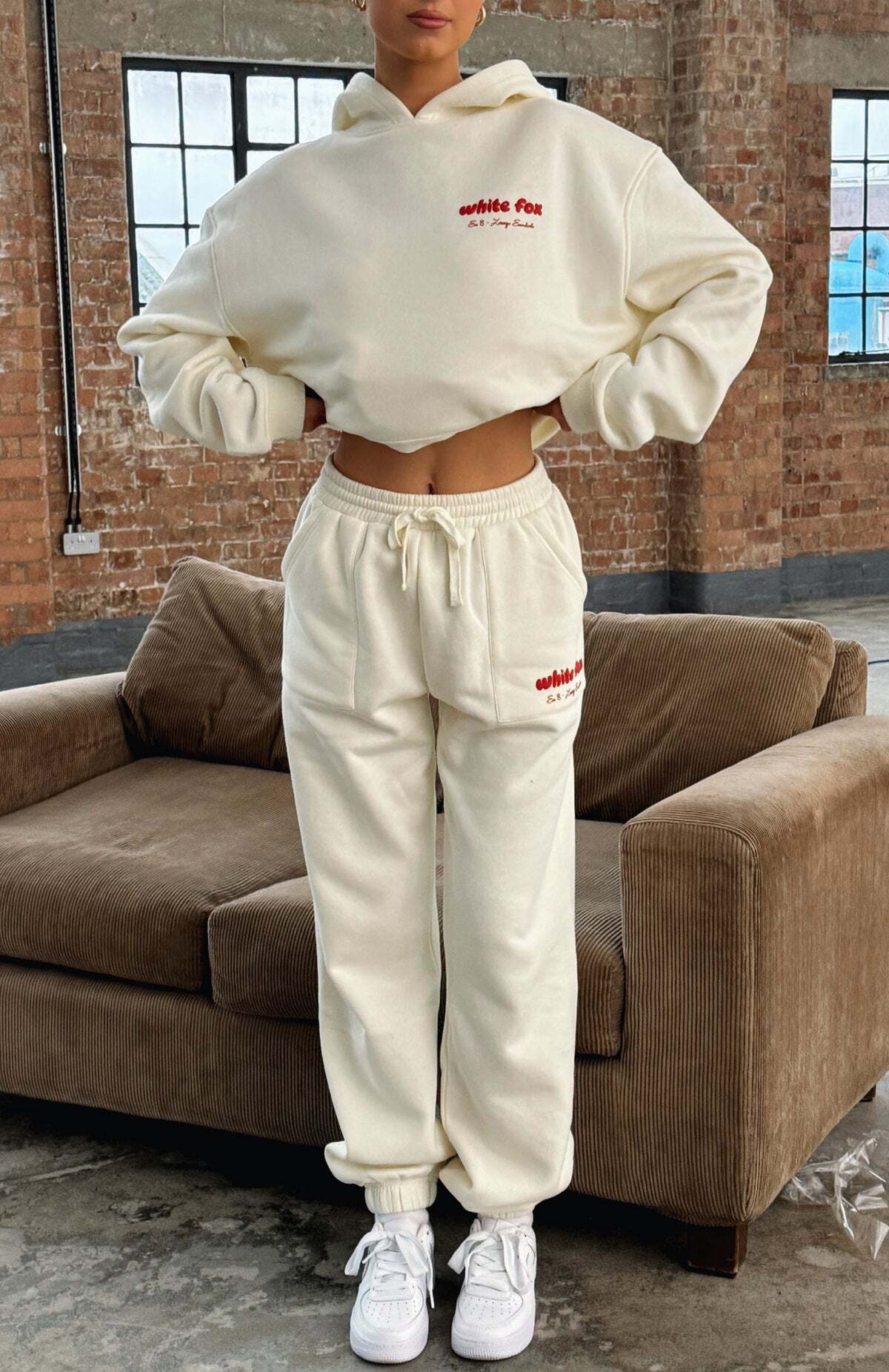Era 8 Sweatpants Cherry Cream - WHITE FOX