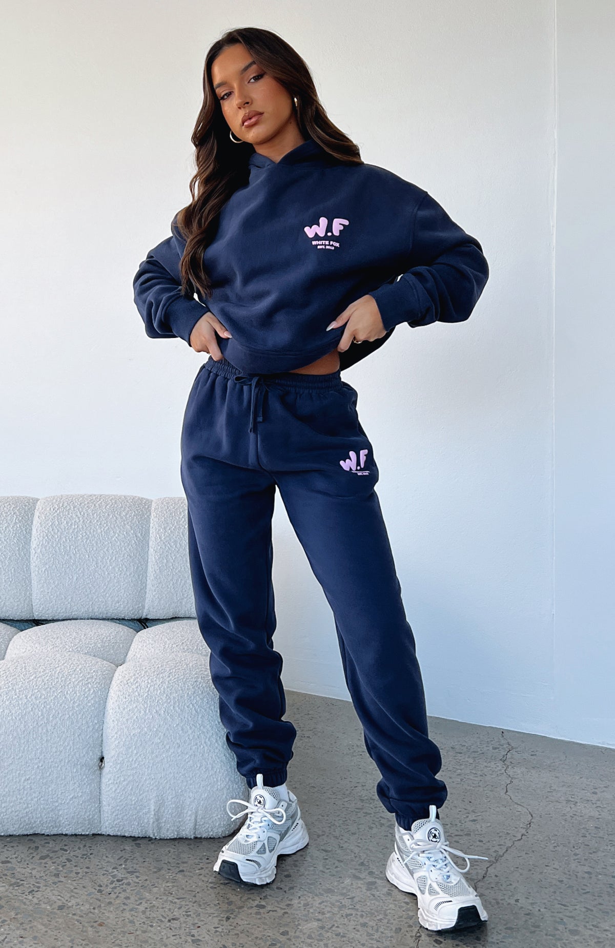 The New Standard Sweatpants Navy - WHITE FOX