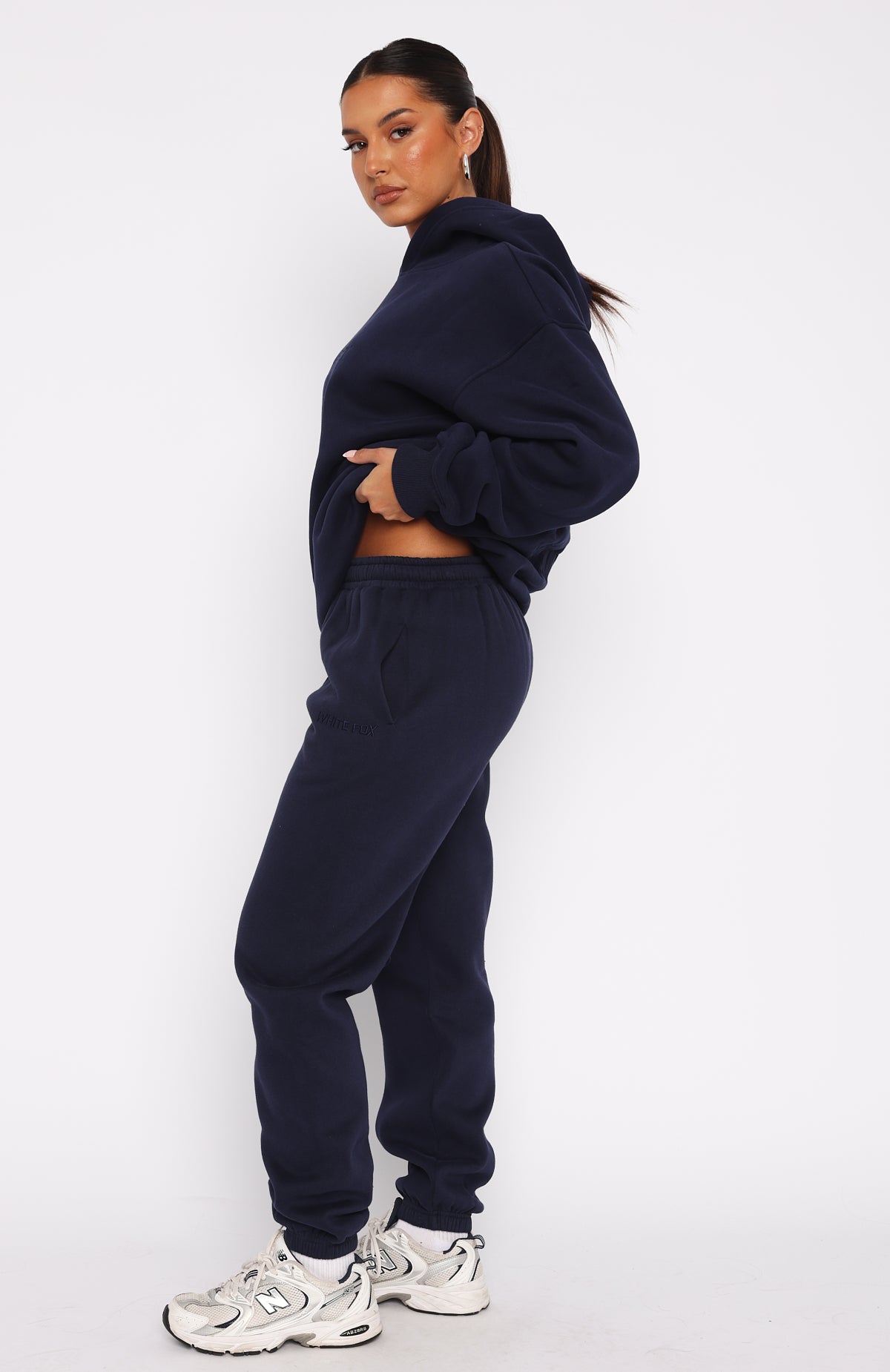 Stay Lifted Sweatpants Navy - WHITE FOX