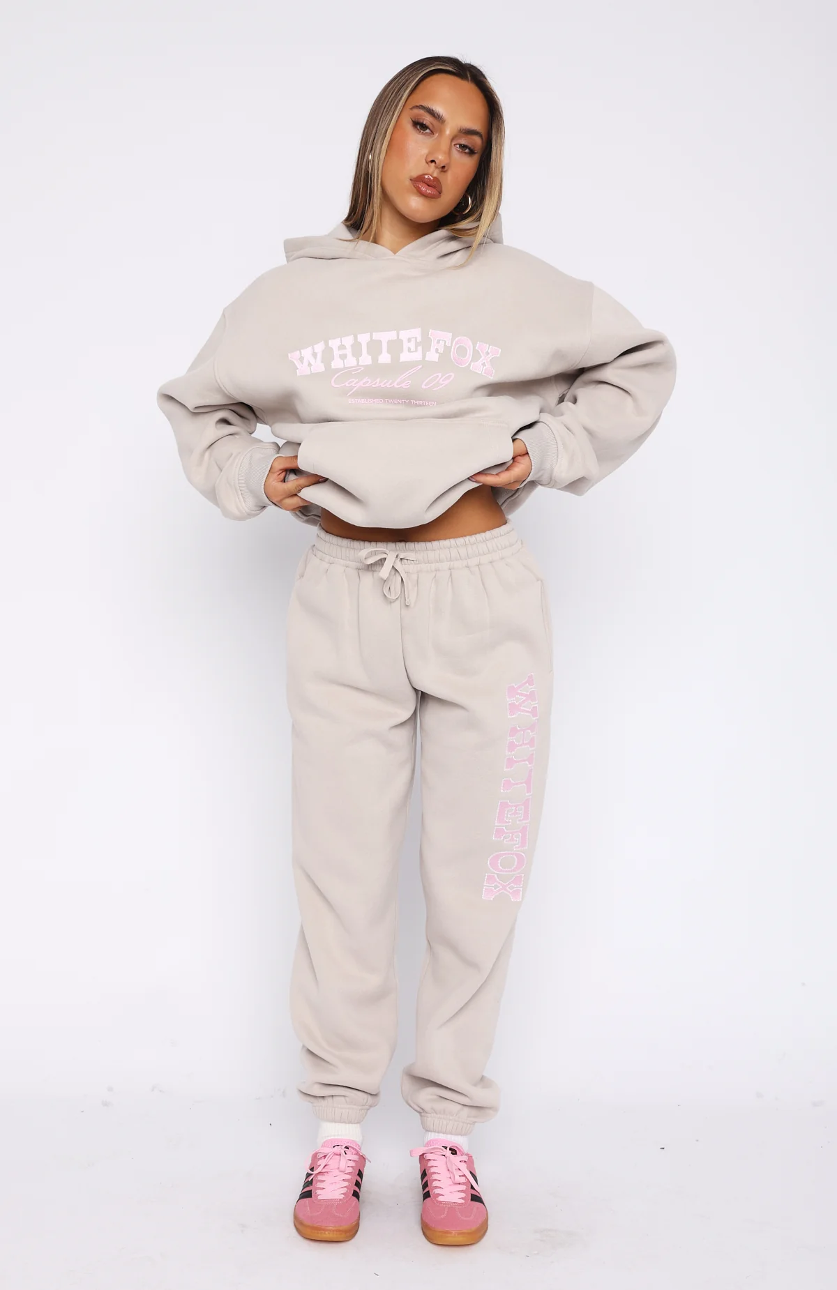 Capsule 9 Catch A Vibe Sweatpants Moon - WHITE FOX