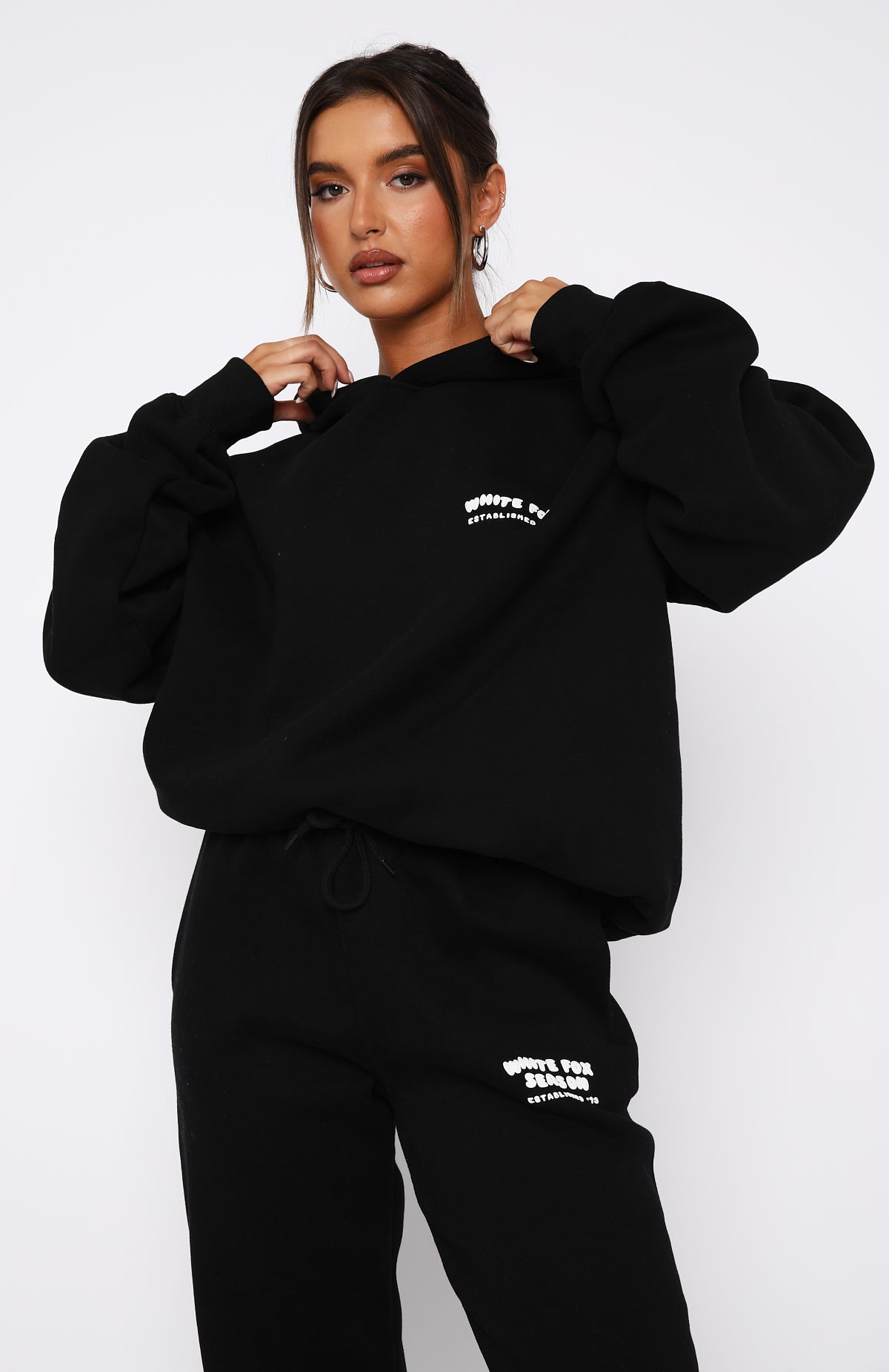 The Main Season Oversized Hoodie Black - WHITE FOX