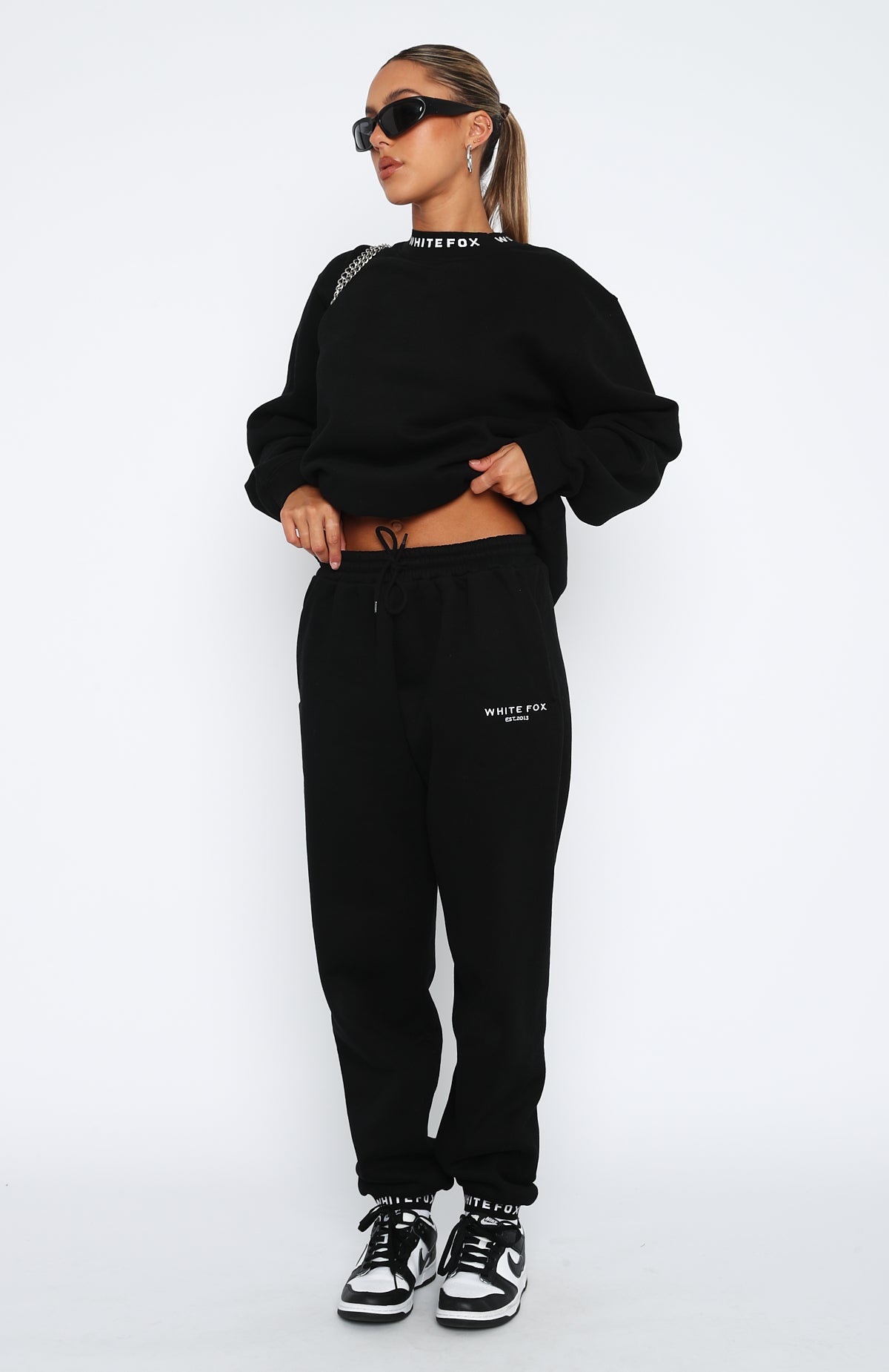 Put It On Repeat Sweatpants Black - WHITE FOX