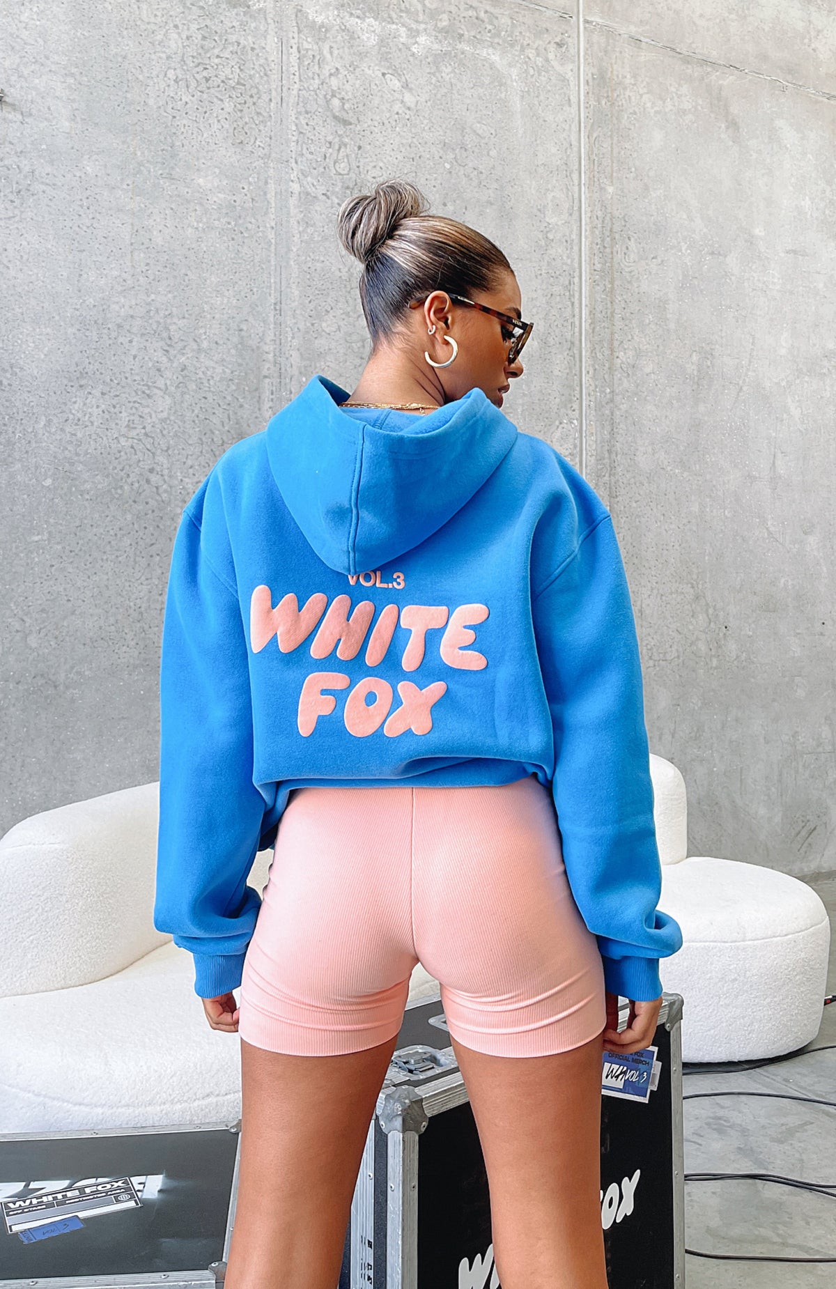Offstage Hoodie Azure - WHITE FOX