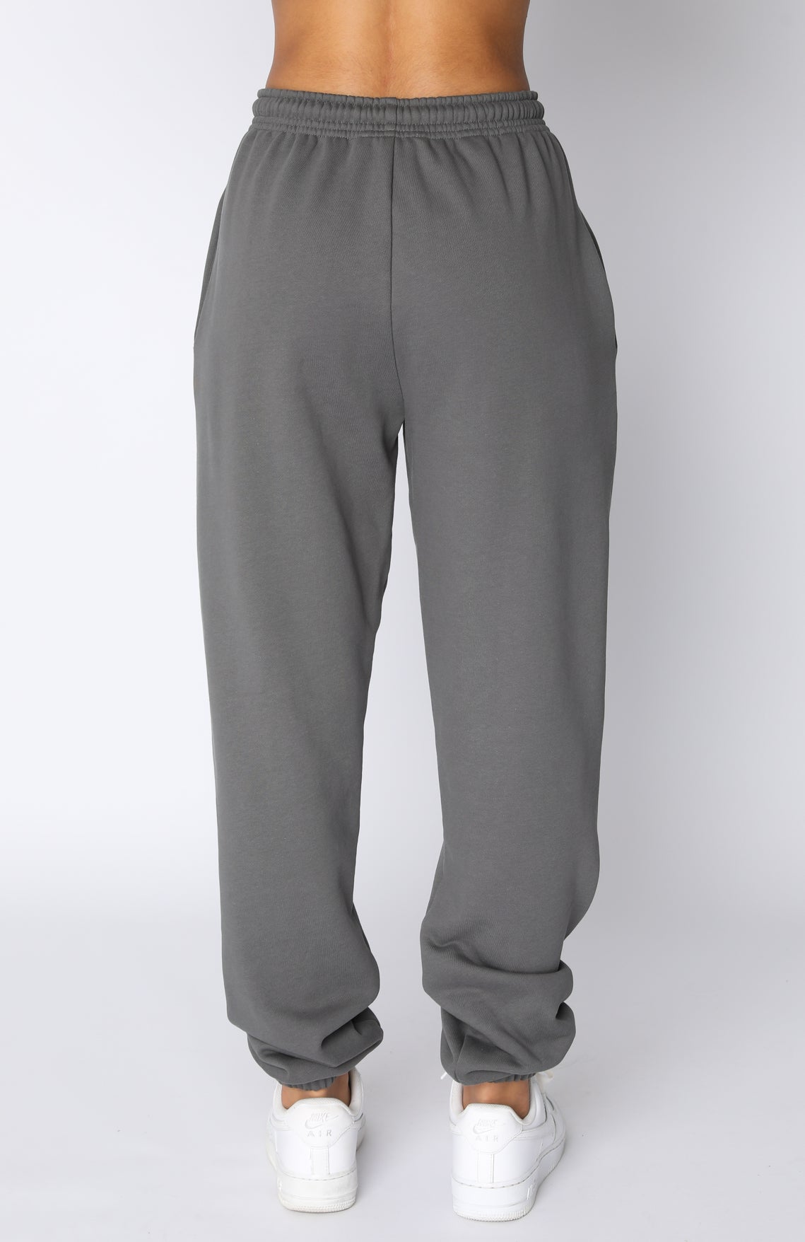 Not An Issue Sweatpants Slate - WHITE FOX