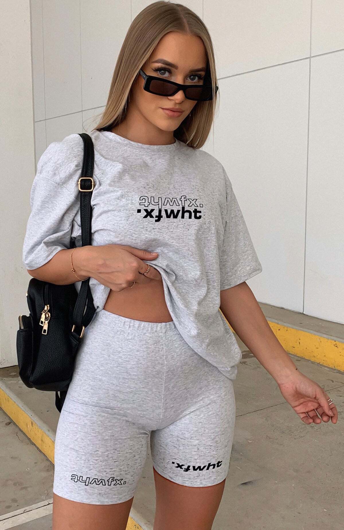 Catching Feelings Tee Grey Marle - WHITE FOX