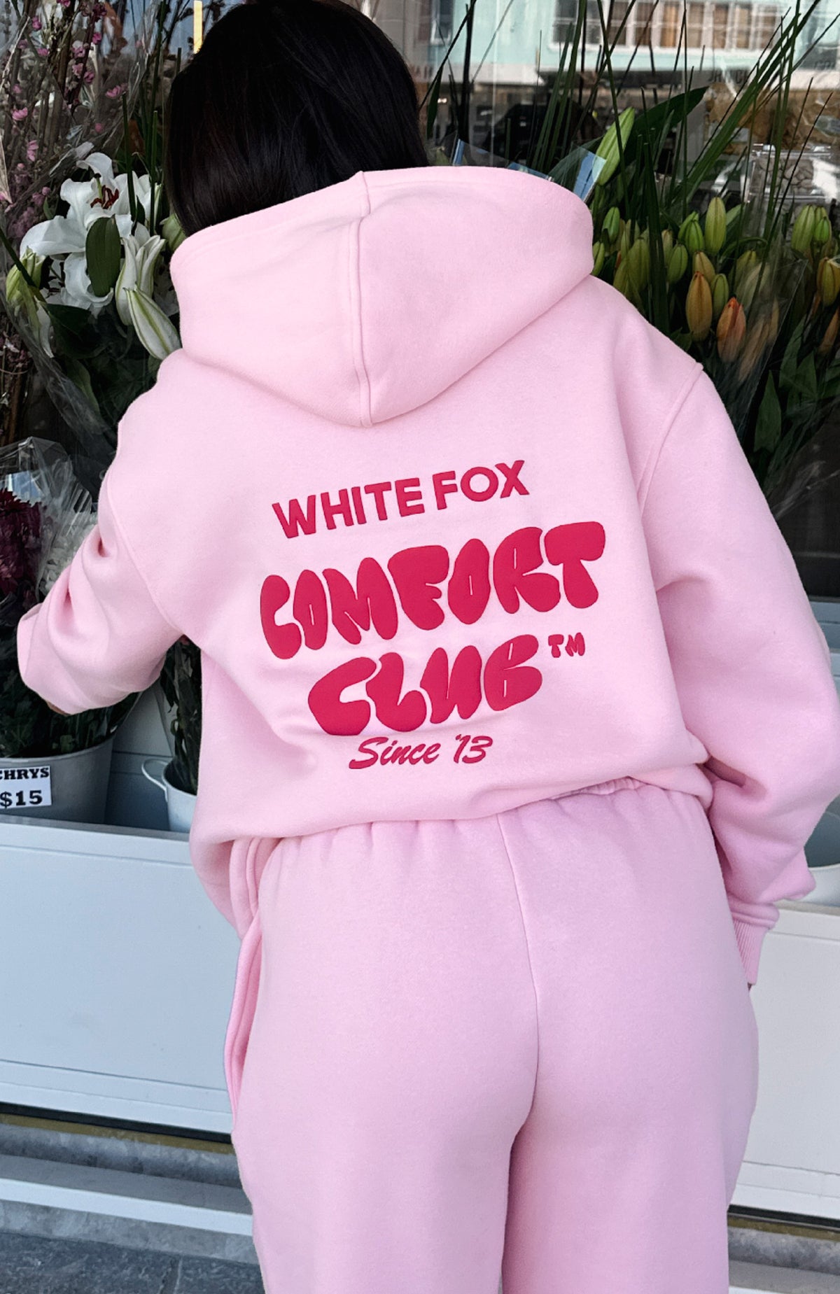 Comfort Club Oversized Hoodie Bon Bon - WHITE FOX