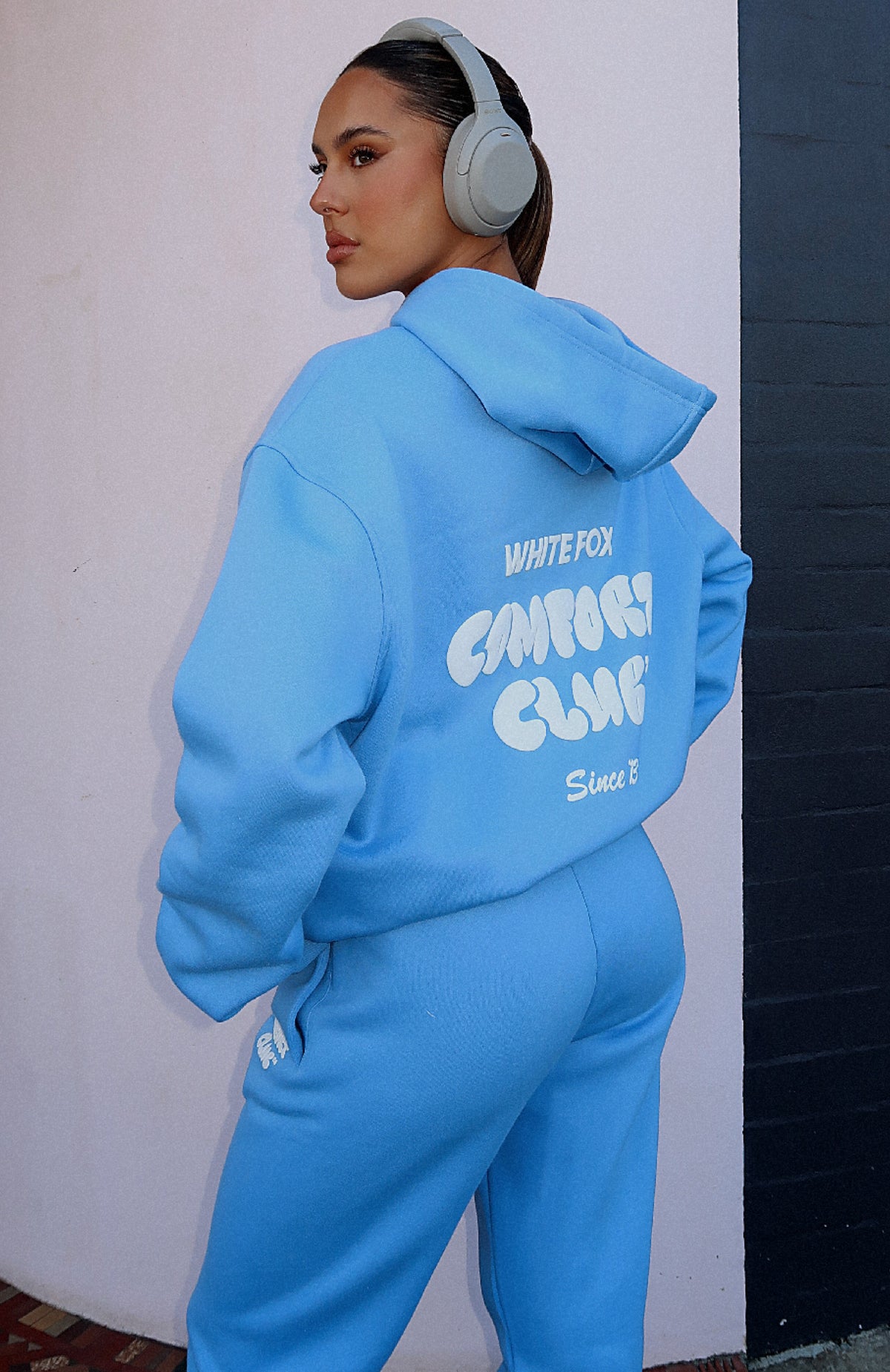 Comfort Club Oversized Hoodie Blissful Blue - WHITE FOX