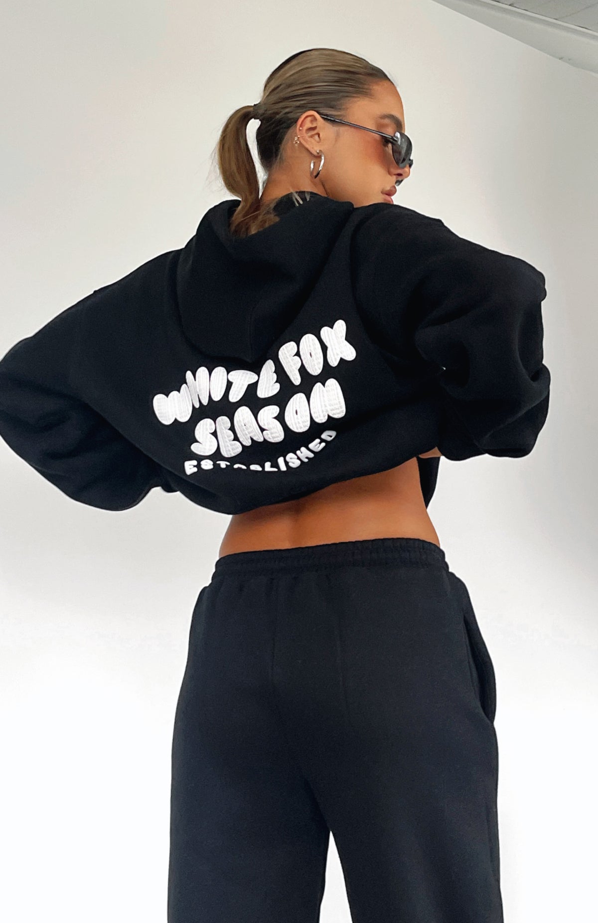 The Main Season Oversized Hoodie Black - WHITE FOX