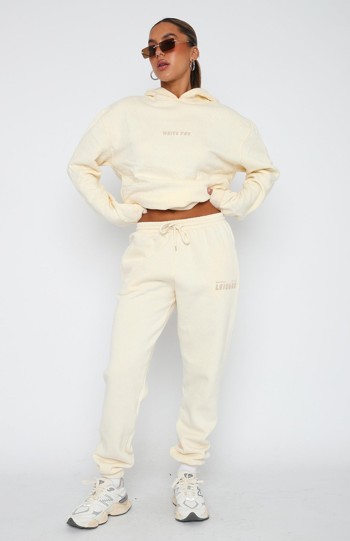 Leisure Series Sweatpants Cream - WHITE FOX