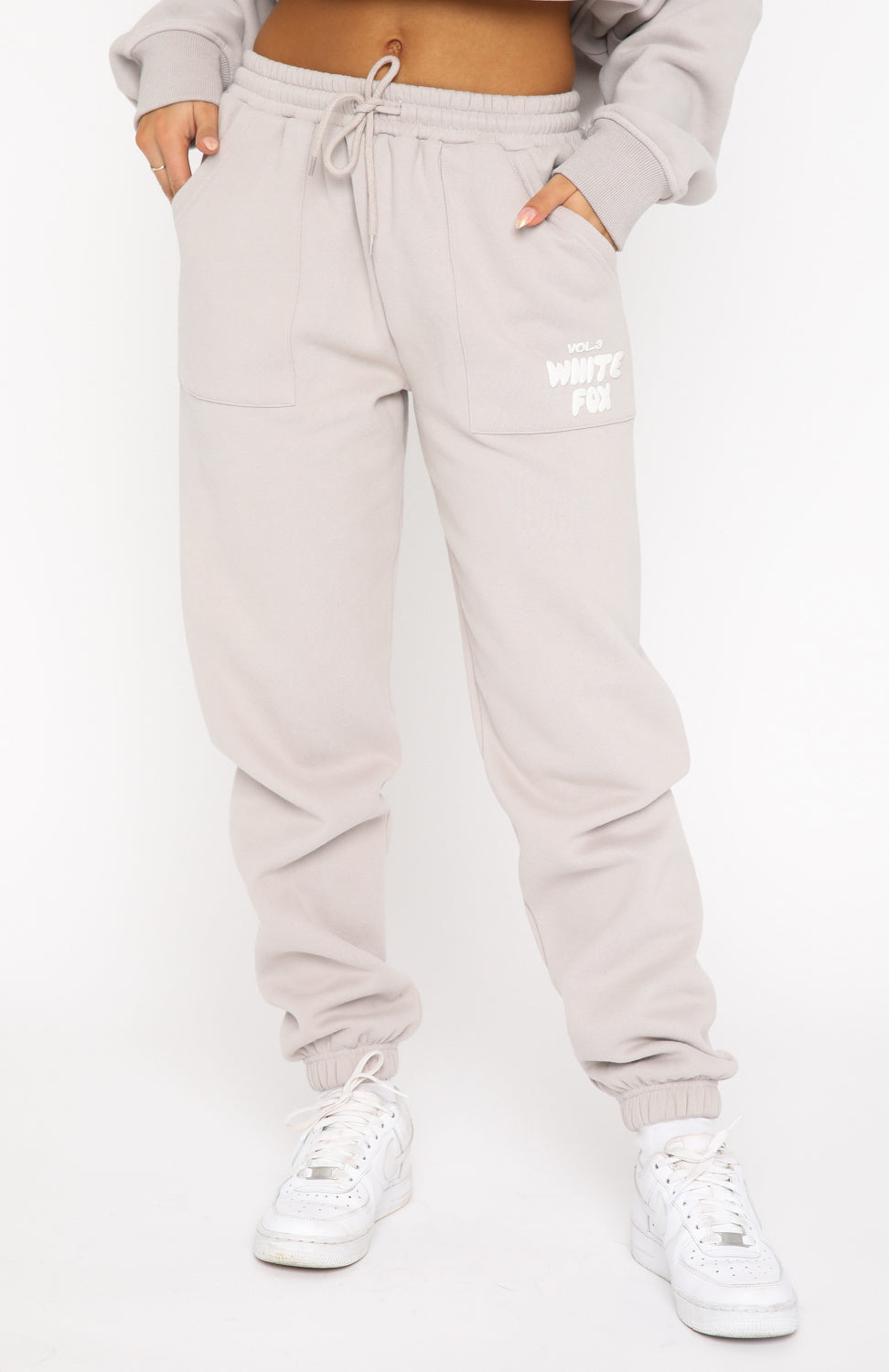 Offstage Sweatpants Moon - WHITE FOX