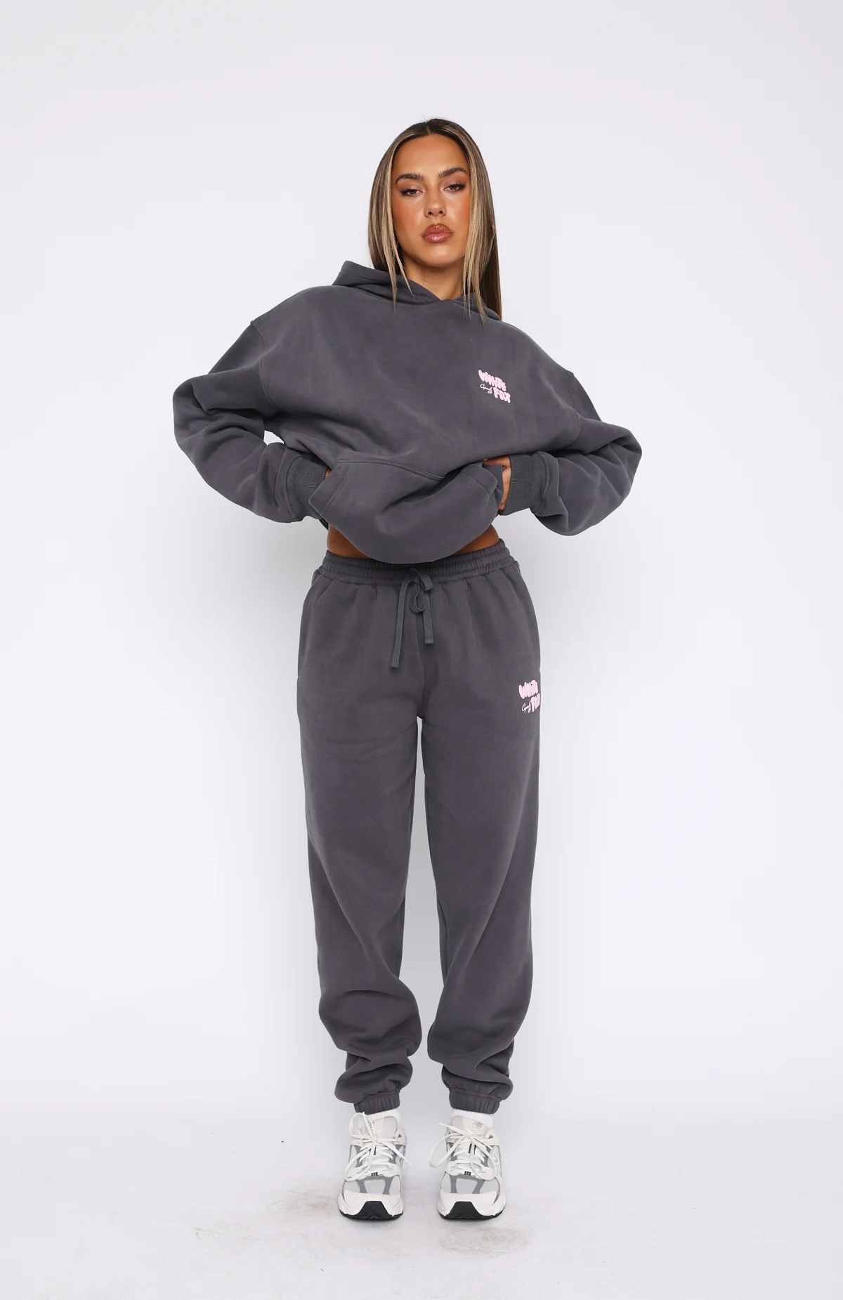 Capsule 9 Star Of The Moment Sweatpants Volcanic - WHITE FOX